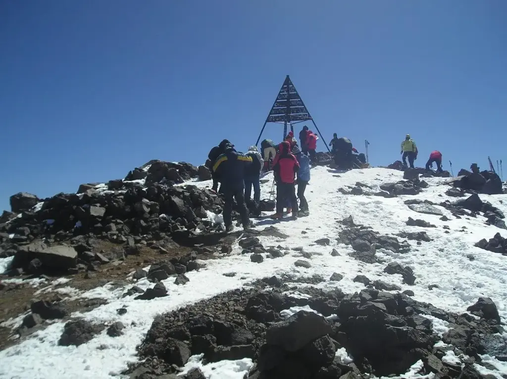 Trek sportif en montagne au Toubkal depuis Marrakech – 2 jours